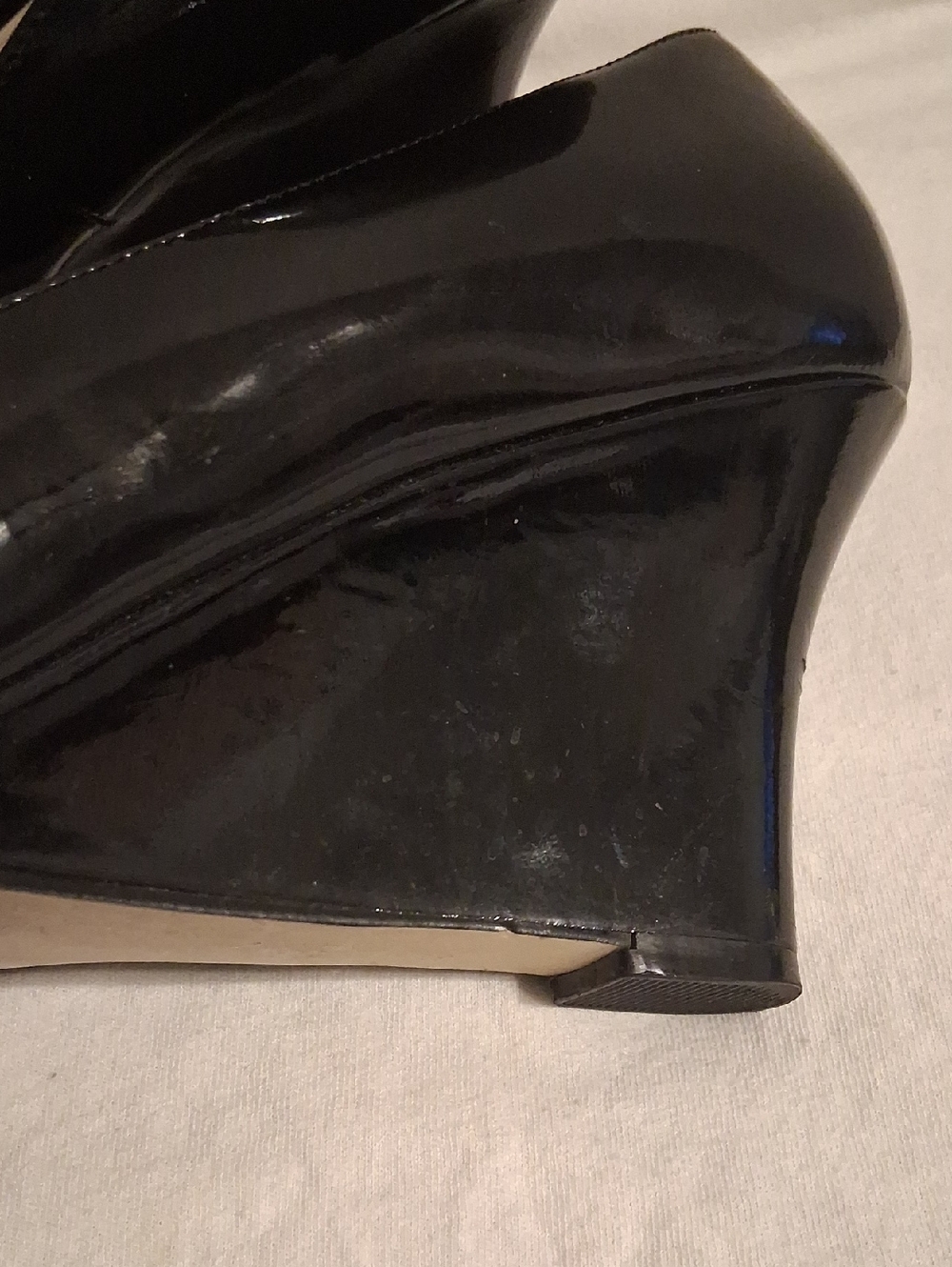 Shoes - Picture 4 of 12